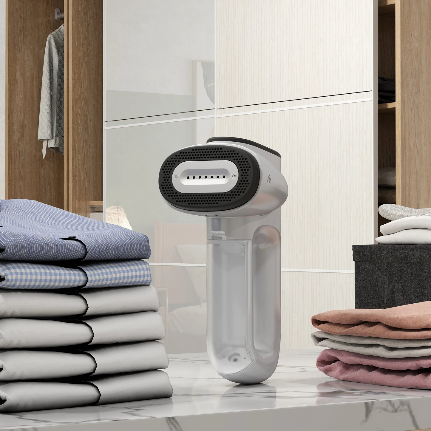 Plancha de vapor portátil con succión automática para ropa.